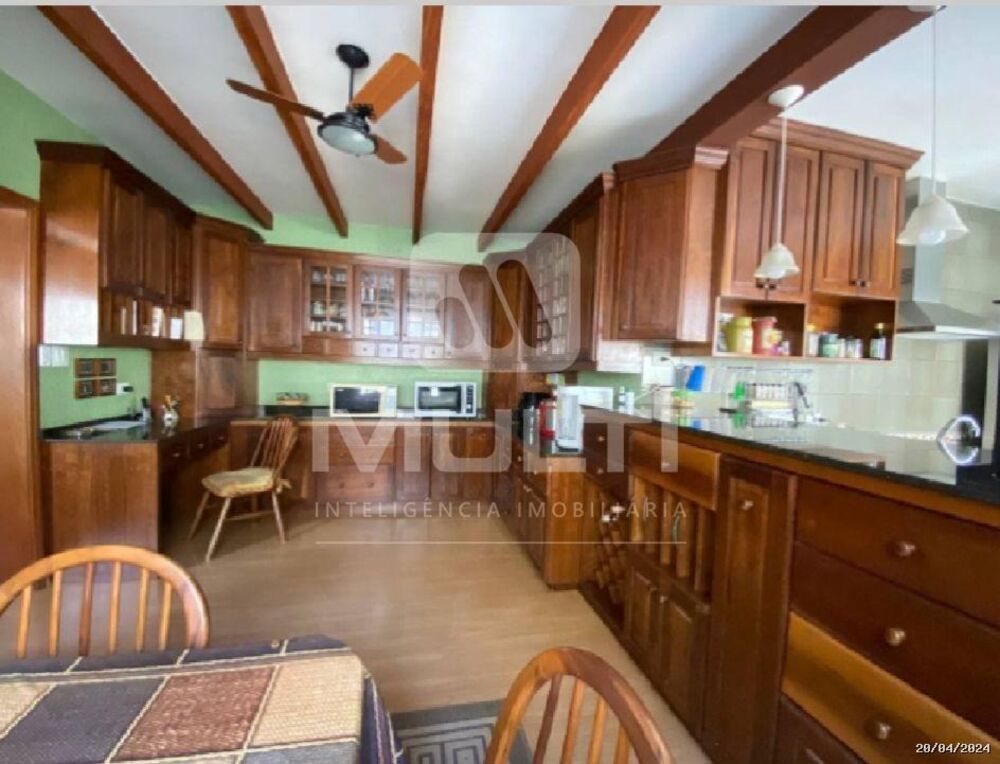 Casa, 3 quartos, 270 m² - Foto 10