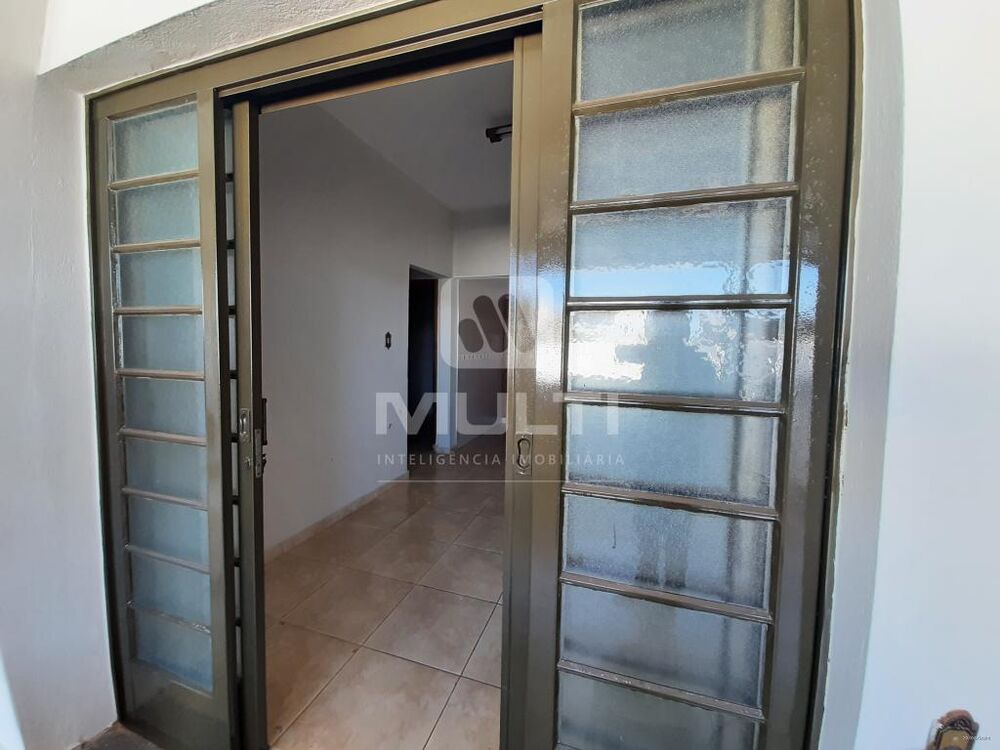 Casa, 4 quartos, 326 m² - Foto 1