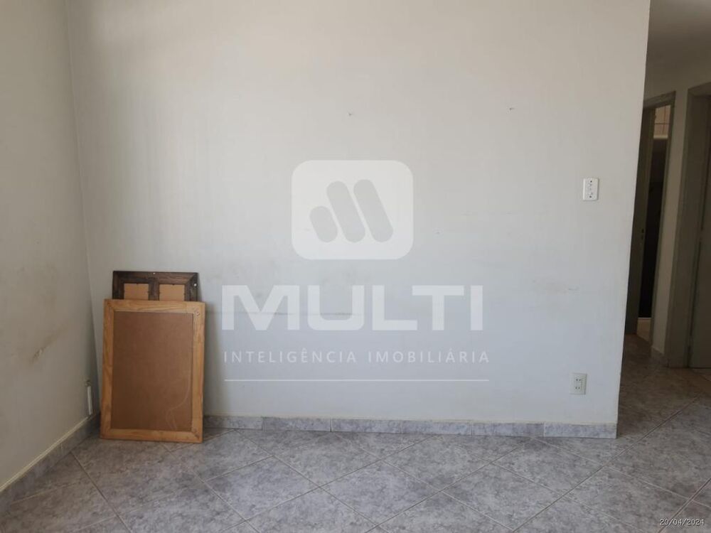 Apartamento à venda com 3 quartos, 134m² - Foto 13
