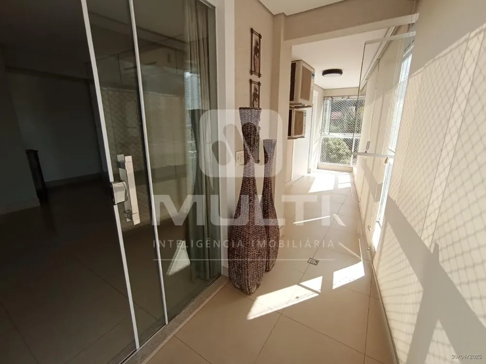 Apartamento, 3 quartos, 200 m² - Foto 2