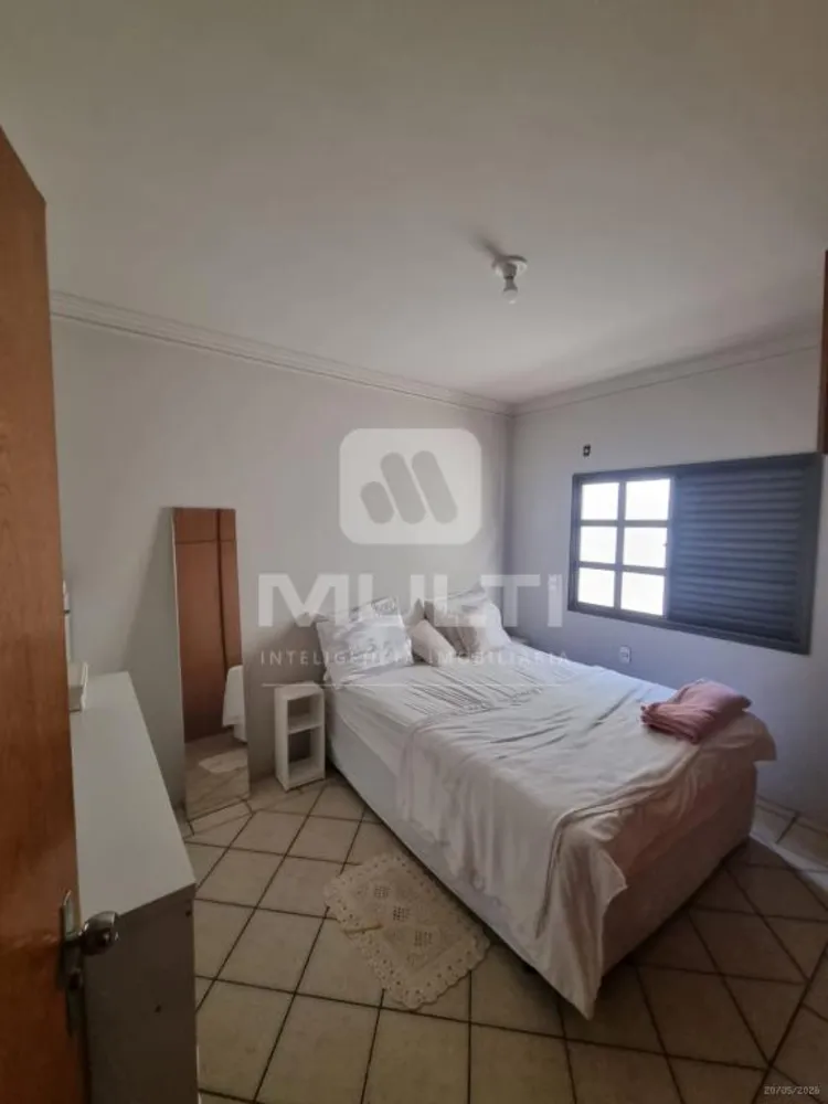 Casa, 3 quartos, 163 m² - Foto 4