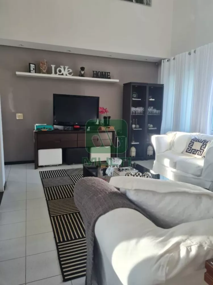 Casa à venda com 4 quartos, 425m² - Foto 5