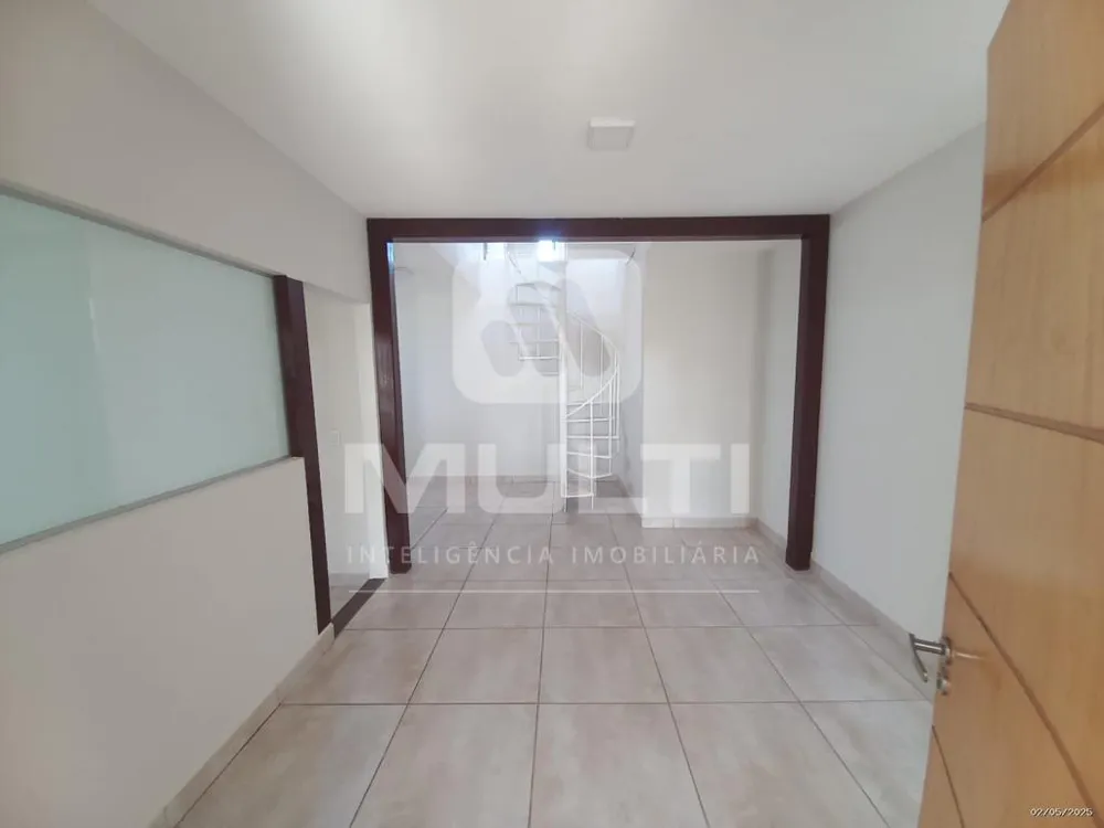 Casa, 4 quartos, 236 m² - Foto 4
