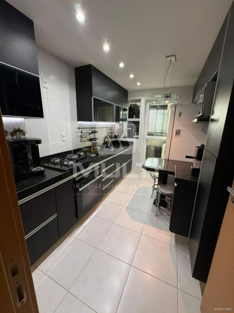 Apartamento à venda com 3 quartos, 117m² - Foto 6