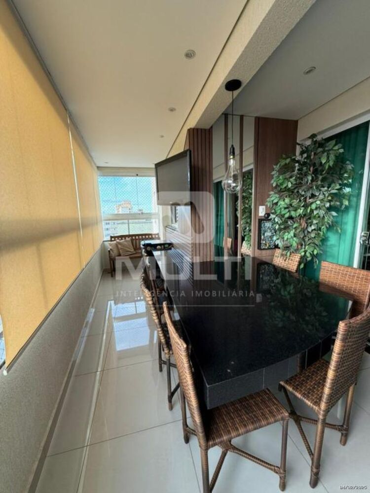 Apartamento à venda com 3 quartos, 117m² - Foto 3