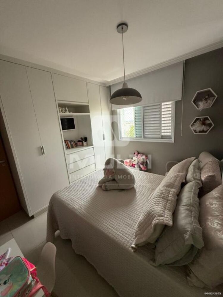 Apartamento à venda com 3 quartos, 117m² - Foto 16