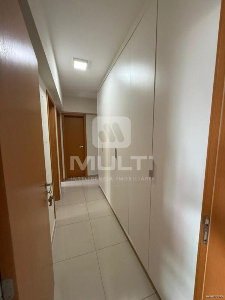 Apartamento à venda com 3 quartos, 117m² - Foto 13