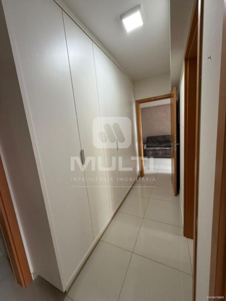 Apartamento à venda com 3 quartos, 117m² - Foto 12