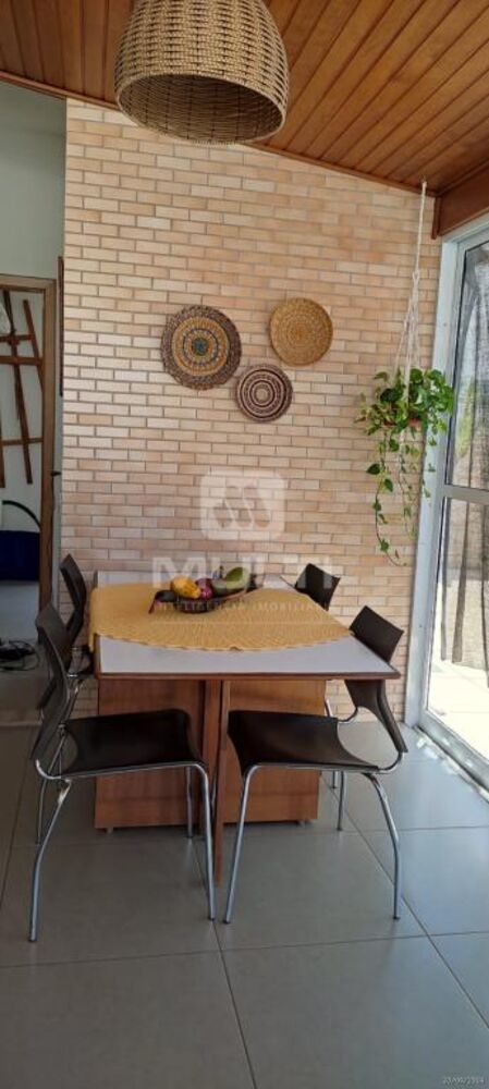 Casa de Condomínio à venda com 3 quartos, 209m² - Foto 14