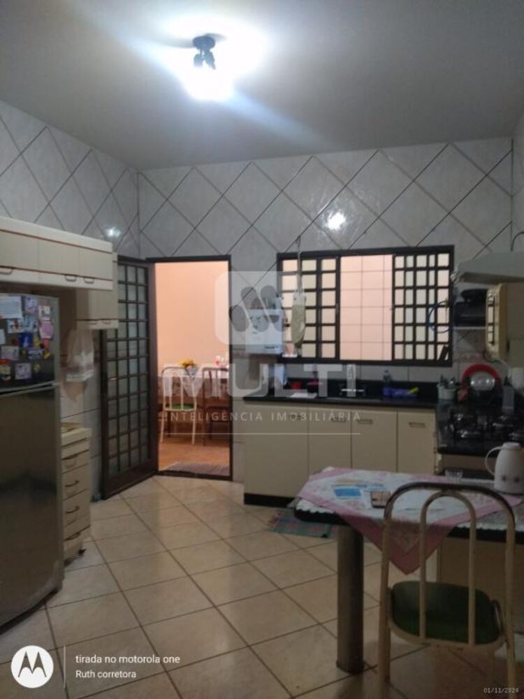 Casa, 3 quartos, 199 m² - Foto 9