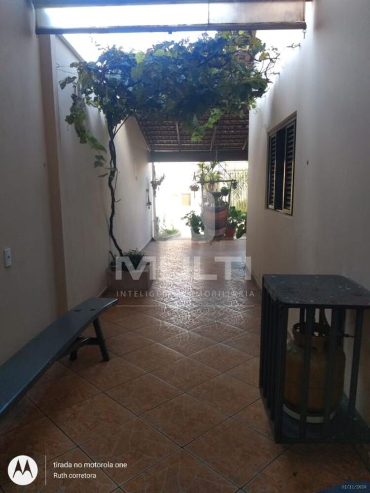 Casa, 3 quartos, 199 m² - Foto 2