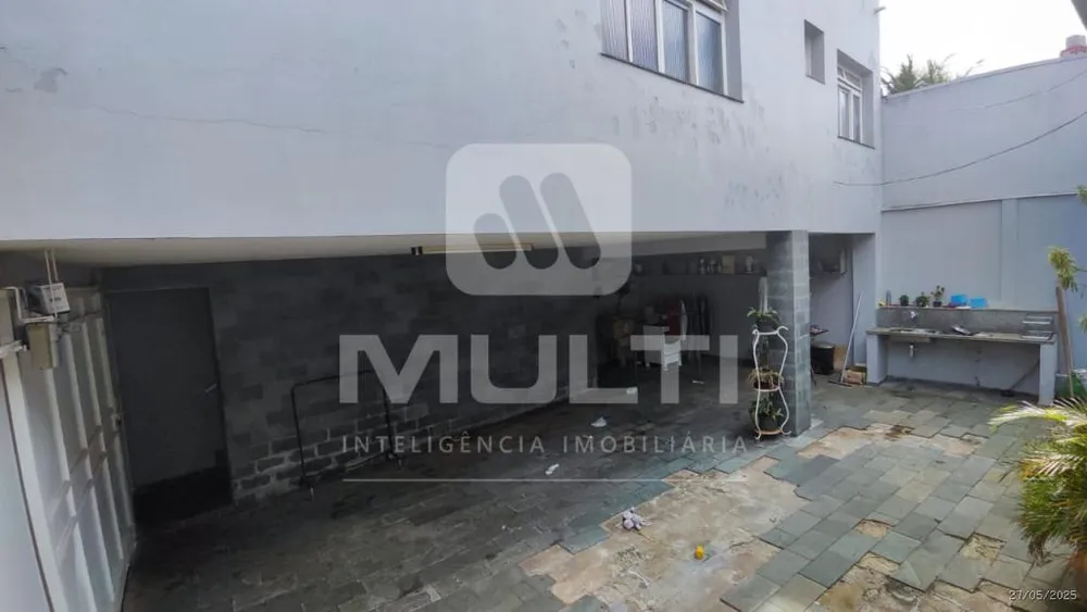Casa, 4 quartos, 250 m² - Foto 1