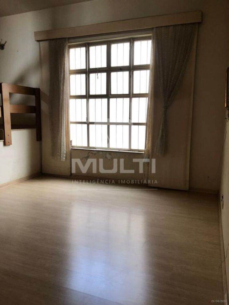 Casa, 3 quartos, 411 m² - Foto 1