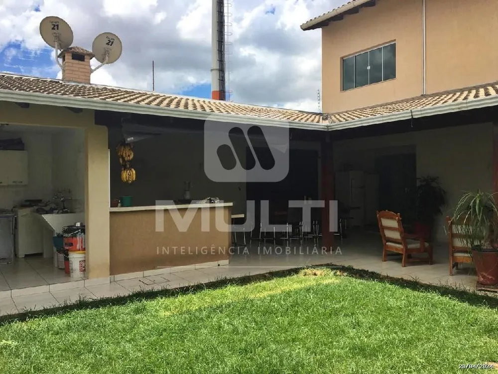 Casa, 4 quartos, 396 m² - Foto 3