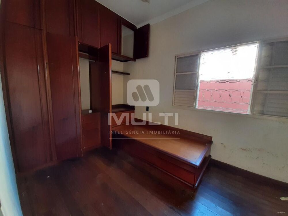 Casa, 3 quartos, 229 m² - Foto 5