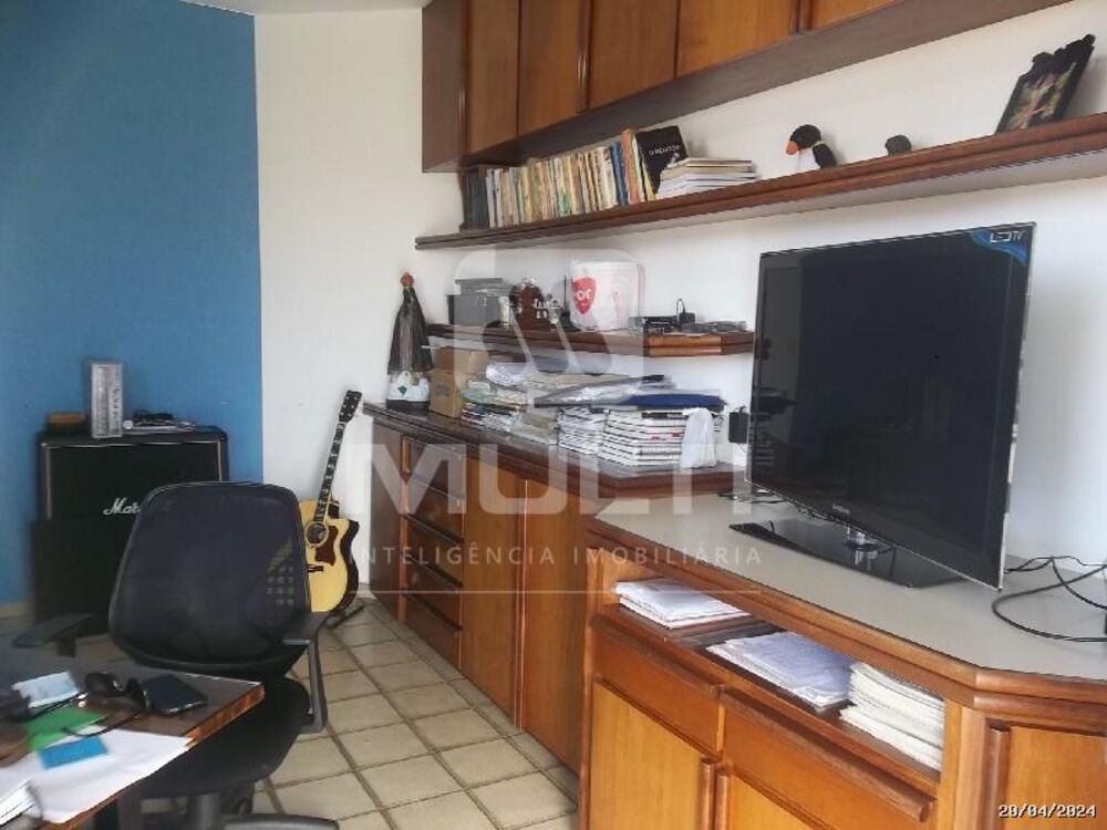 Casa, 3 quartos, 240 m² - Foto 2