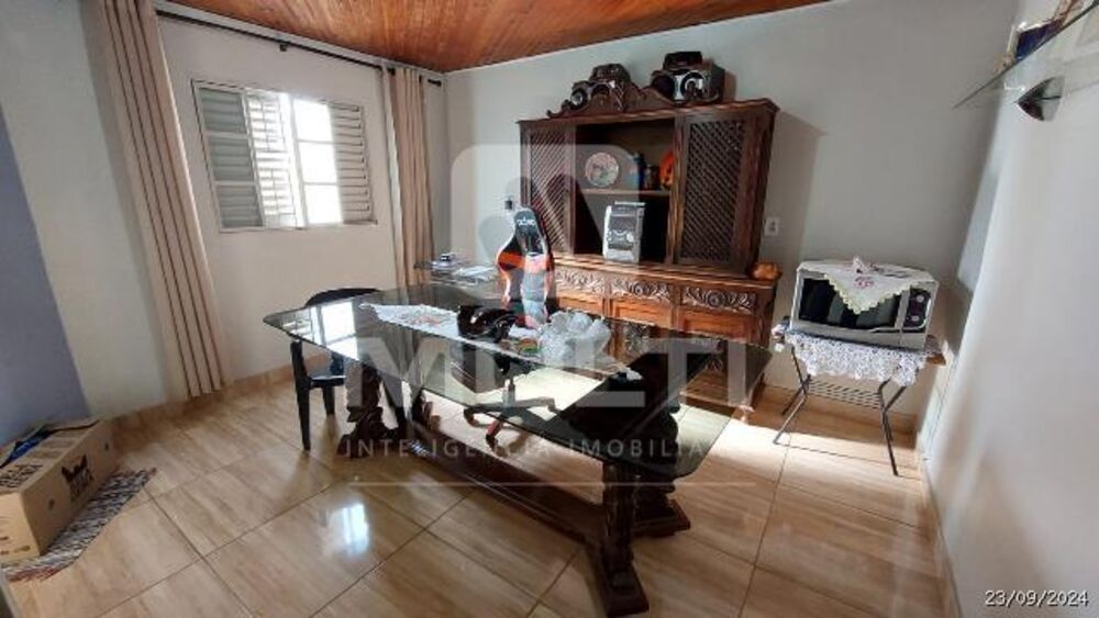 Casa, 3 quartos, 250 m² - Foto 8