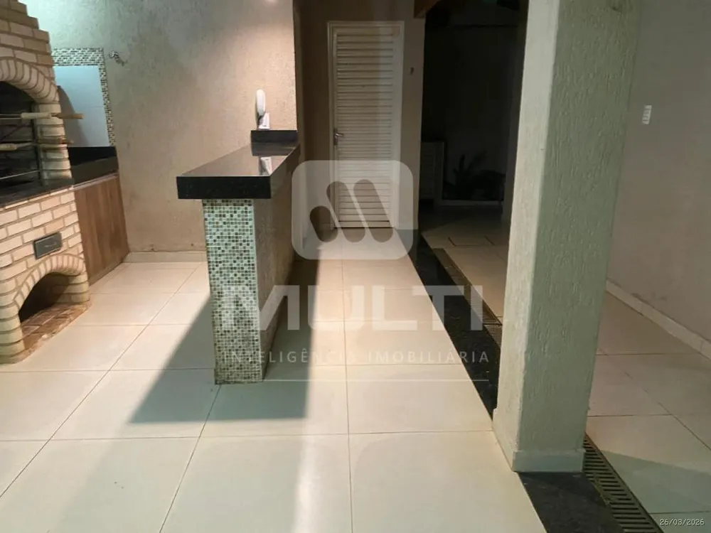 Casa, 3 quartos, 240 m² - Foto 11