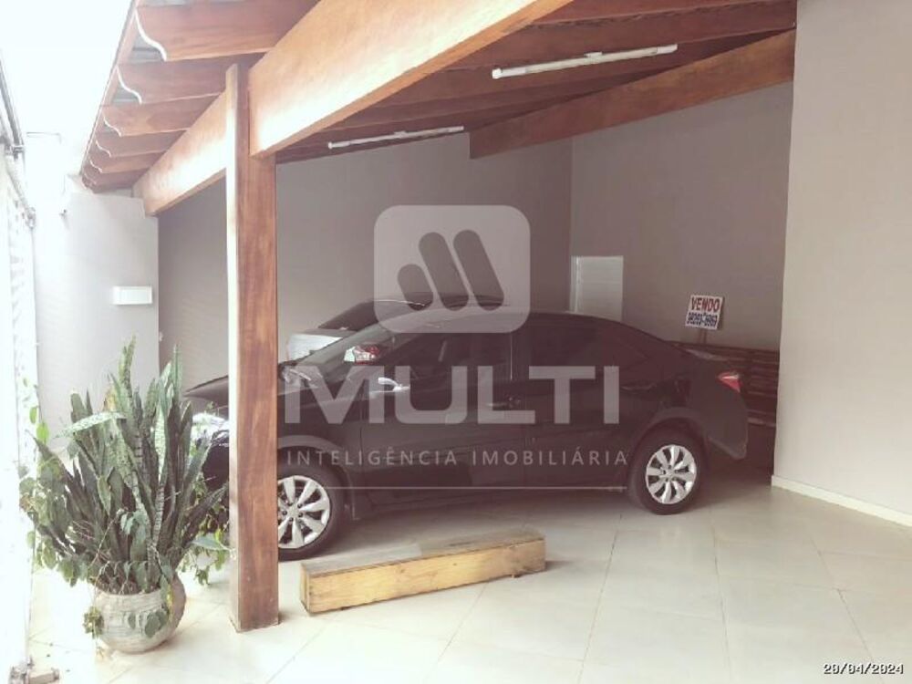 Casa, 3 quartos, 240 m² - Foto 3