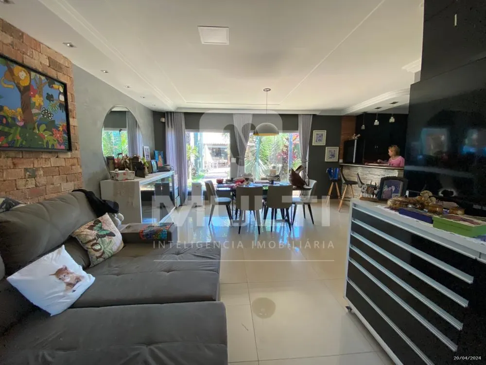 Casa, 3 quartos, 202 m² - Foto 10