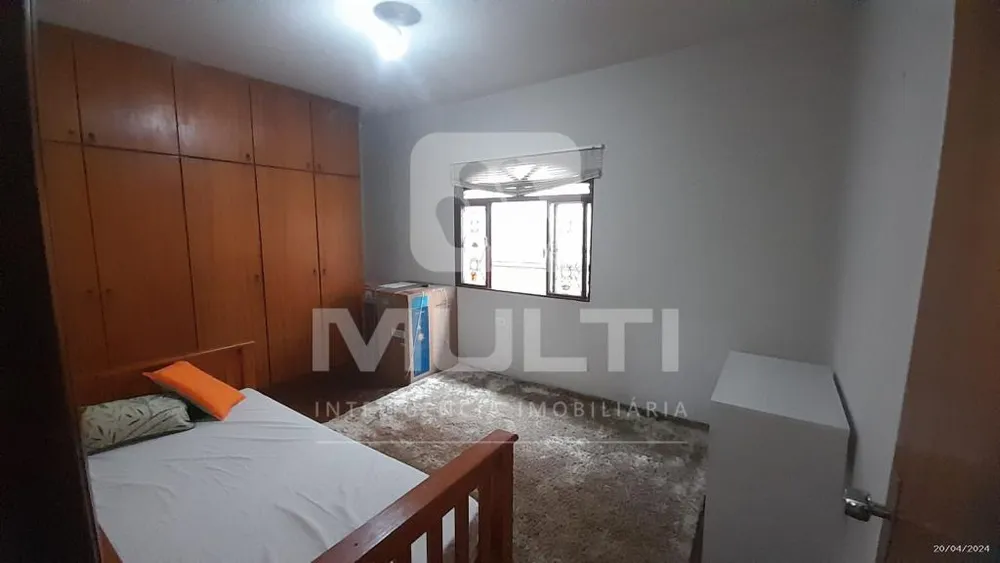 Casa, 3 quartos, 228 m² - Foto 3