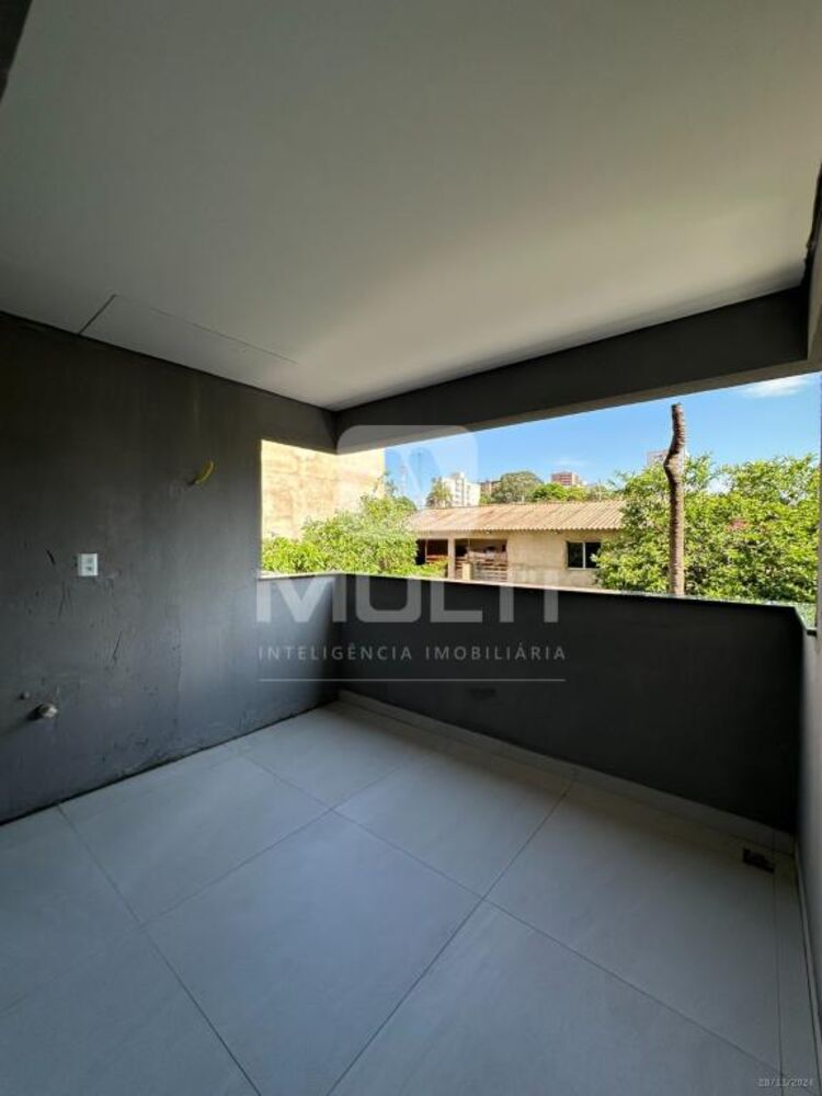Cobertura à venda com 2 quartos, 110m² - Foto 2