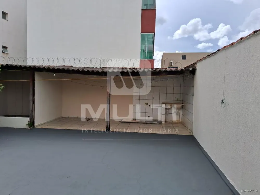 Casa, 4 quartos, 120 m² - Foto 1