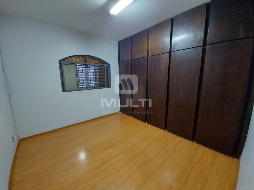 Casa, 5 quartos, 300 m² - Foto 13