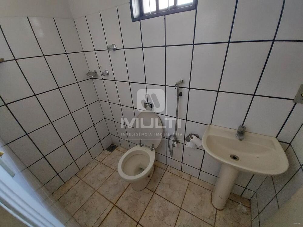 Casa, 5 quartos, 300 m² - Foto 1
