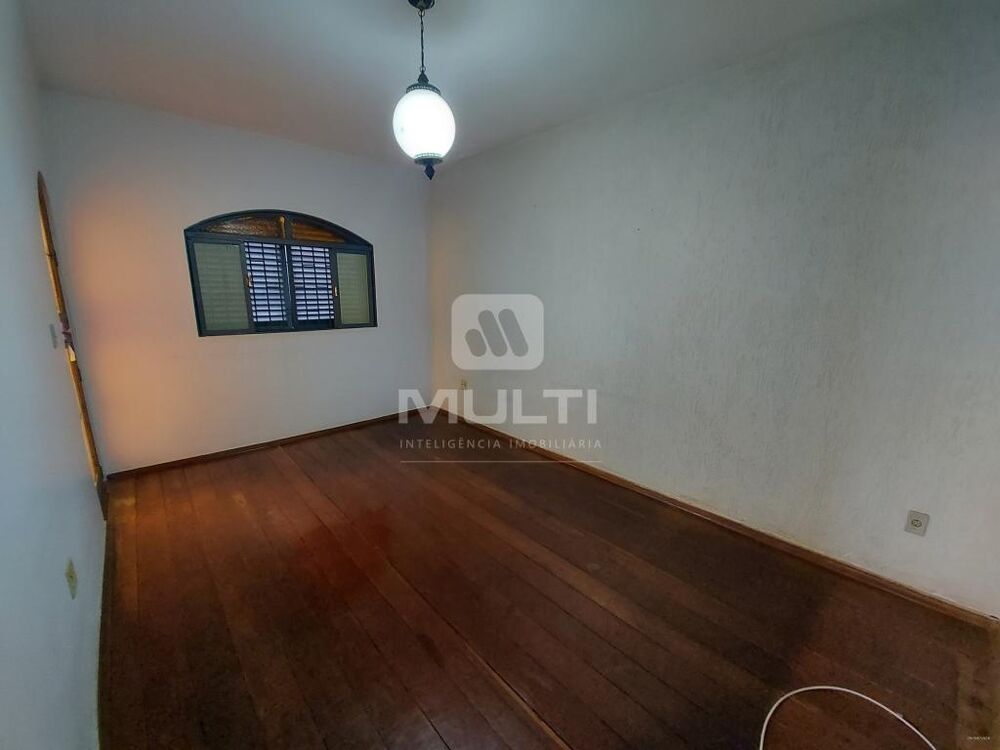 Casa, 5 quartos, 300 m² - Foto 23