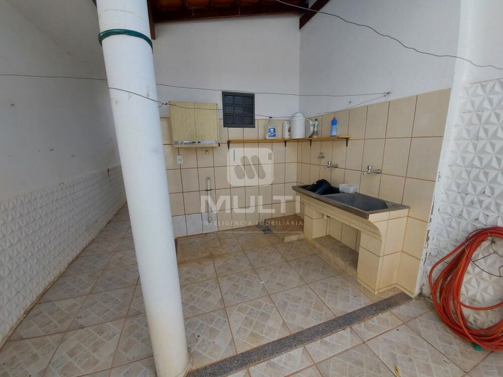 Casa, 5 quartos, 300 m² - Foto 22