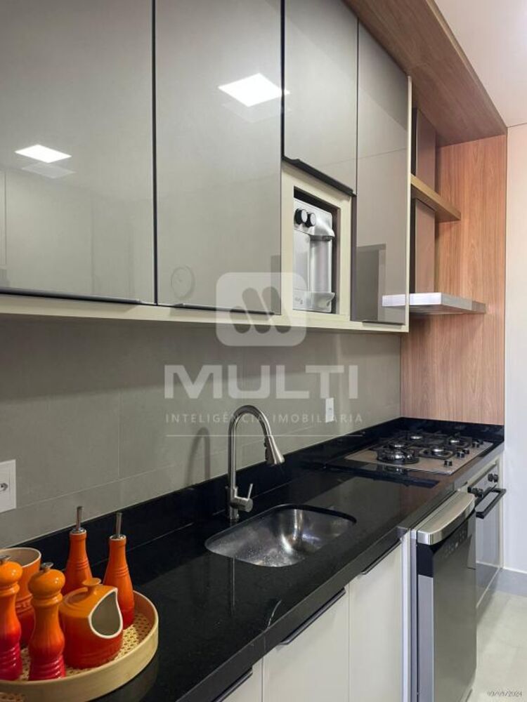 Apartamento à venda com 3 quartos, 116m² - Foto 9