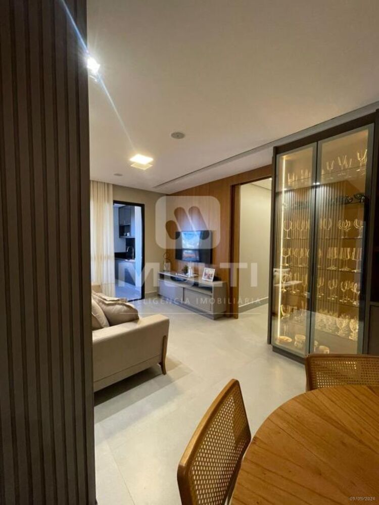 Apartamento à venda com 3 quartos, 116m² - Foto 1