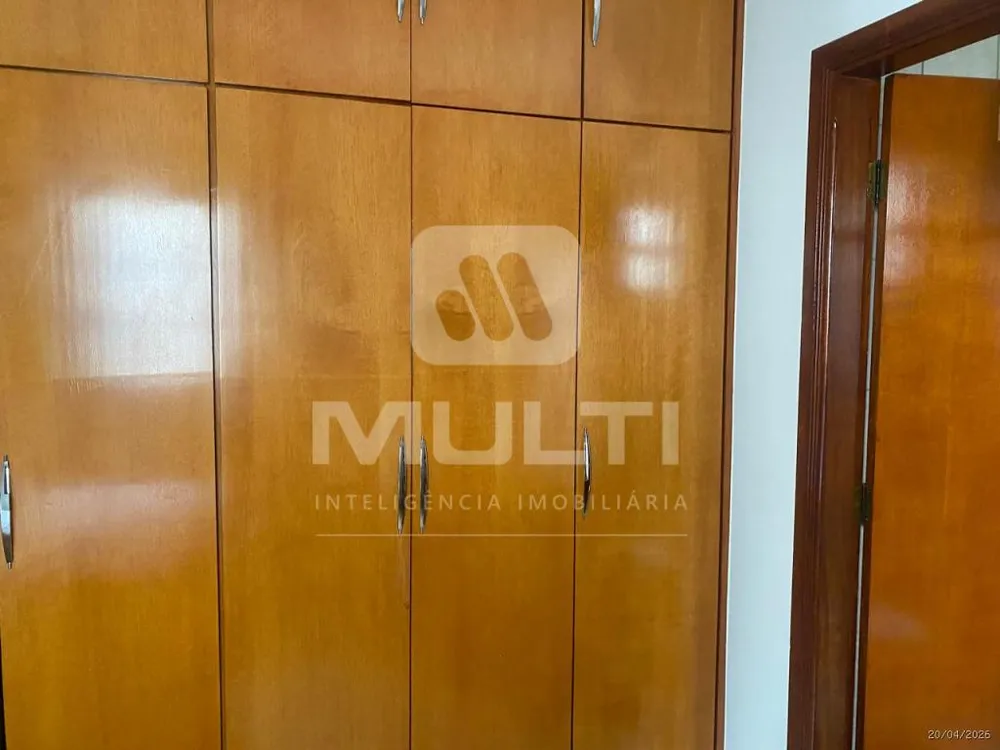 Casa, 3 quartos, 250 m² - Foto 6