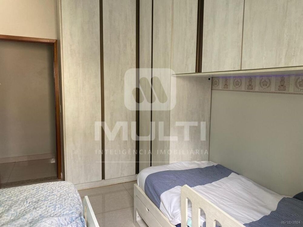 Casa, 3 quartos, 216 m² - Foto 16