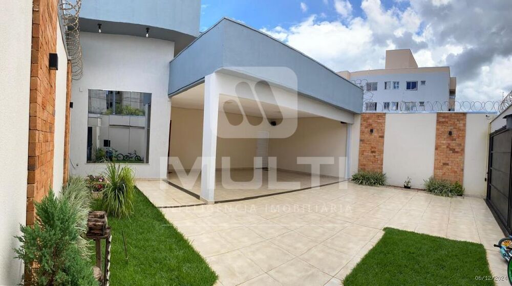 Casa, 3 quartos, 216 m² - Foto 3