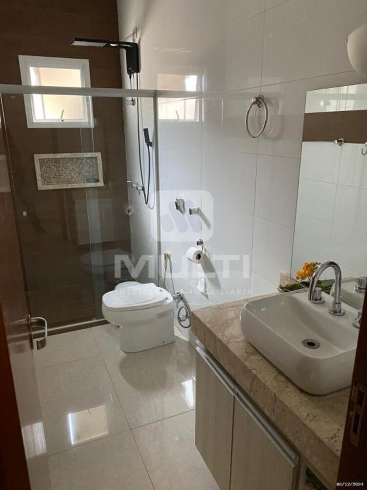Casa, 3 quartos, 216 m² - Foto 14