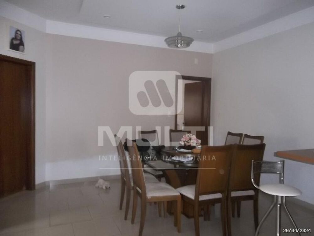 Casa, 4 quartos, 438 m² - Foto 10