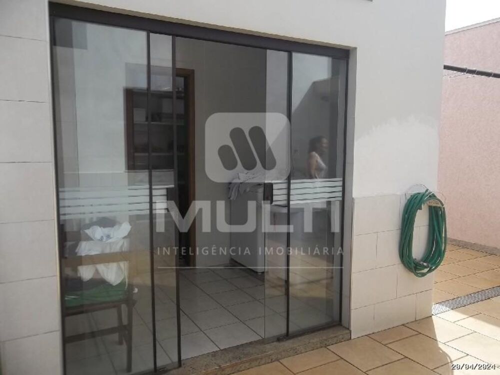 Casa, 4 quartos, 438 m² - Foto 4