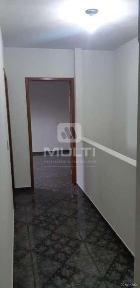 Casa, 3 quartos, 130 m² - Foto 1