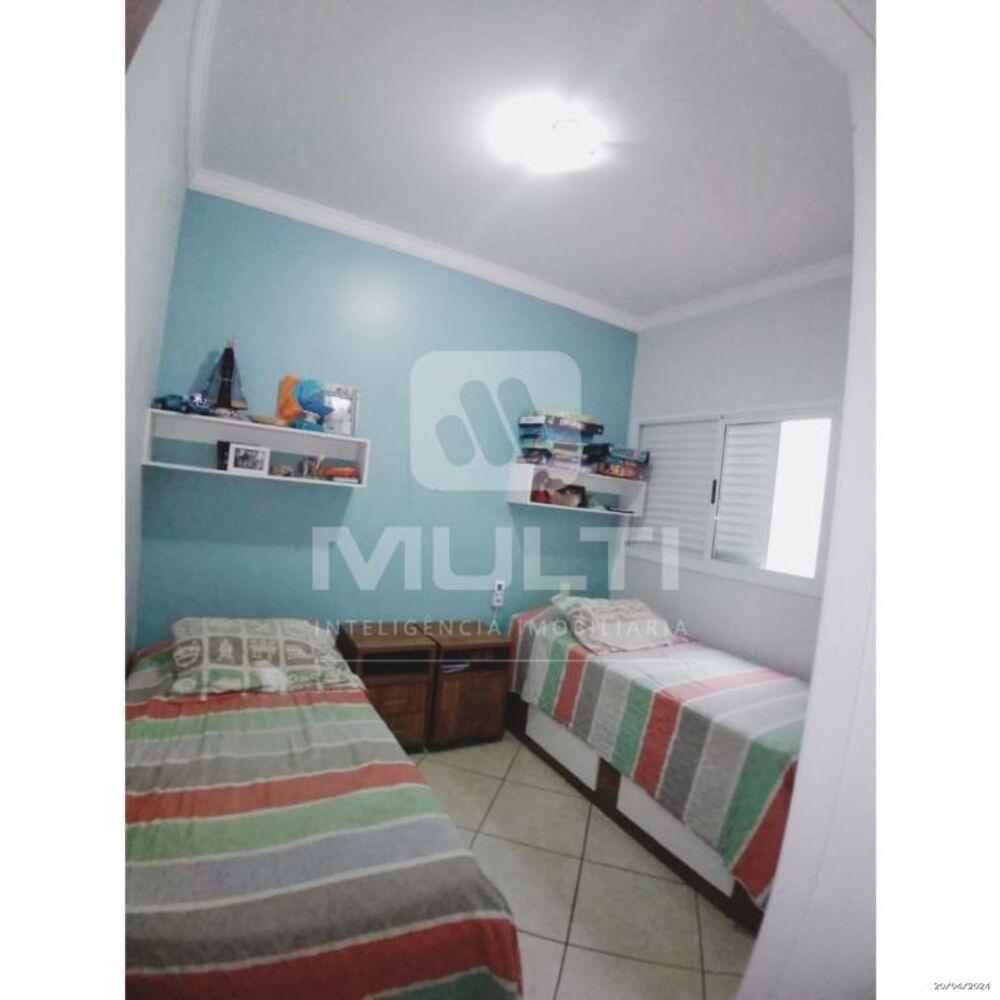 Casa, 3 quartos, 253 m² - Foto 16