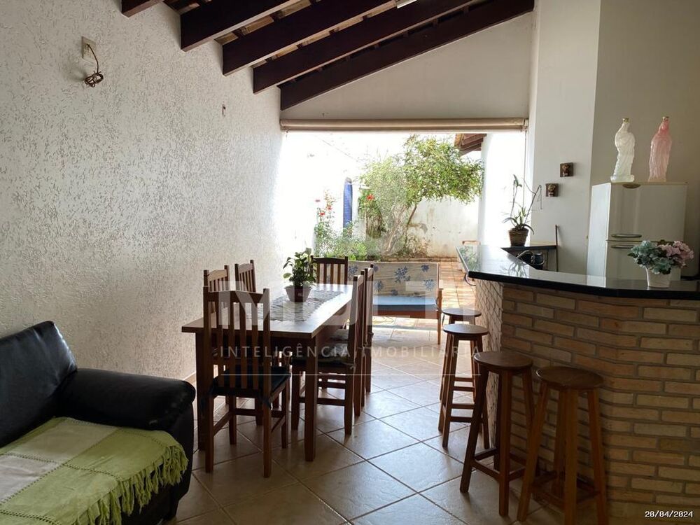 Casa, 3 quartos, 253 m² - Foto 8