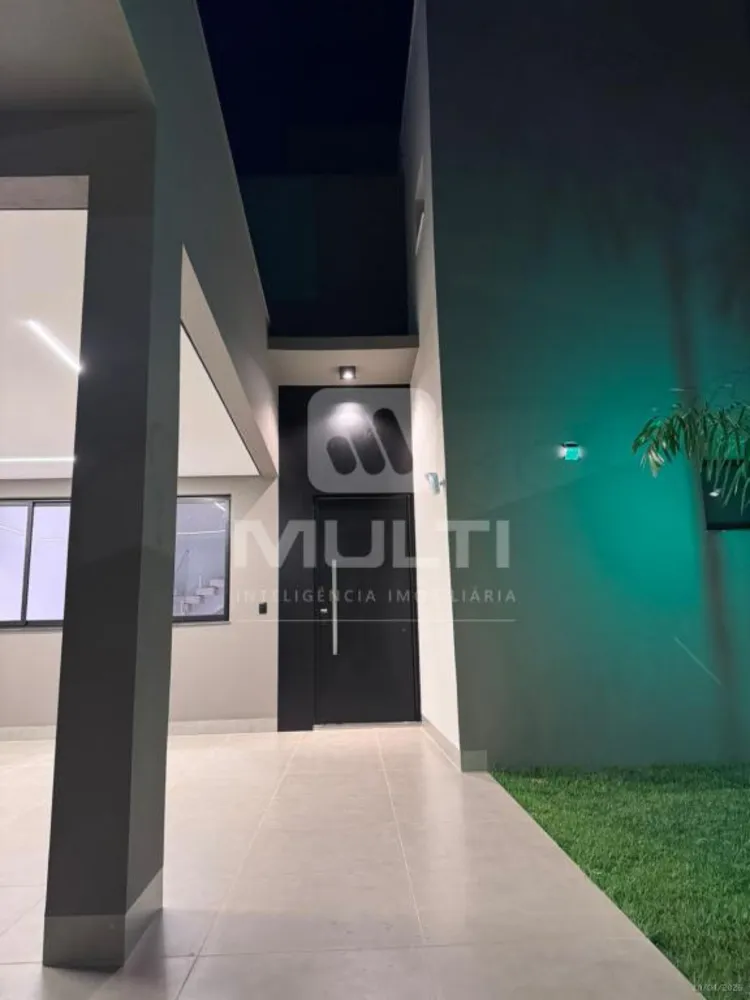 Casa, 4 quartos, 232 m² - Foto 2