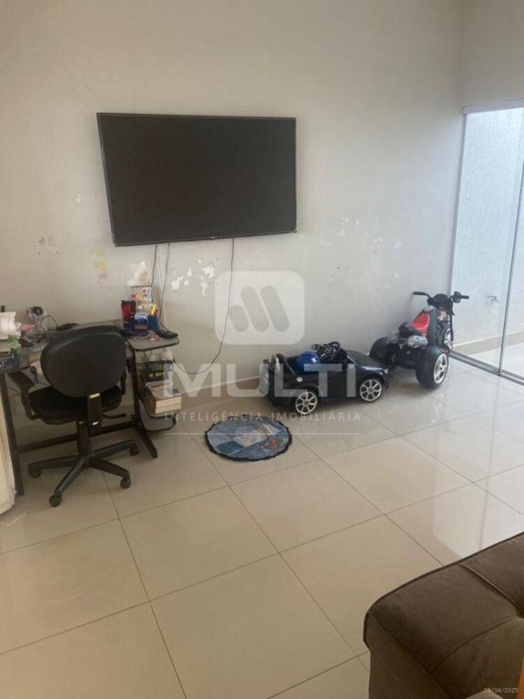 Casa, 3 quartos, 169 m² - Foto 2