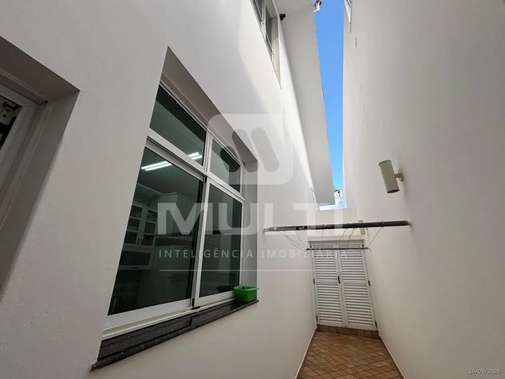 Casa, 1 quarto, 217 m² - Foto 8
