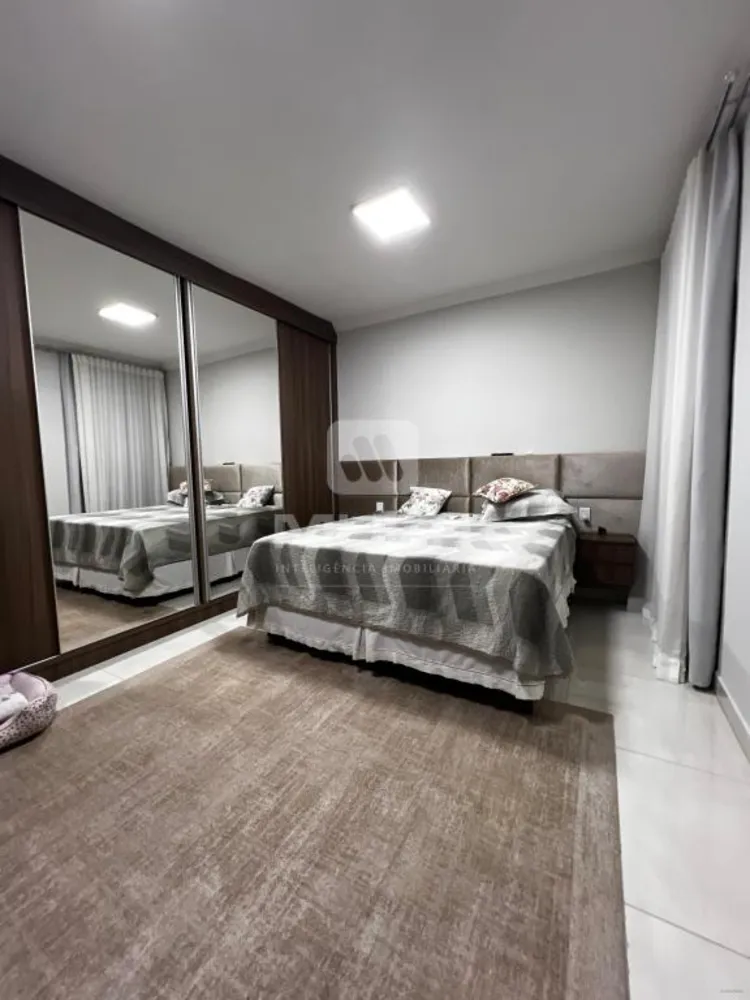 Casa, 3 quartos, 235 m² - Foto 5