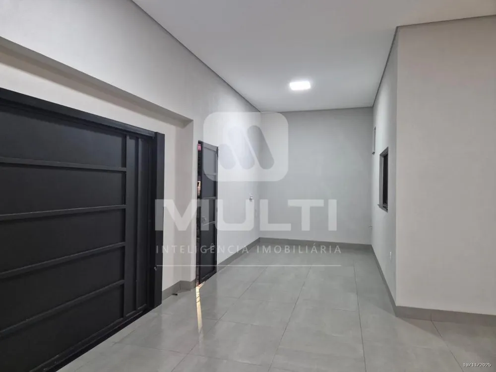 Casa, 3 quartos, 215 m² - Foto 2