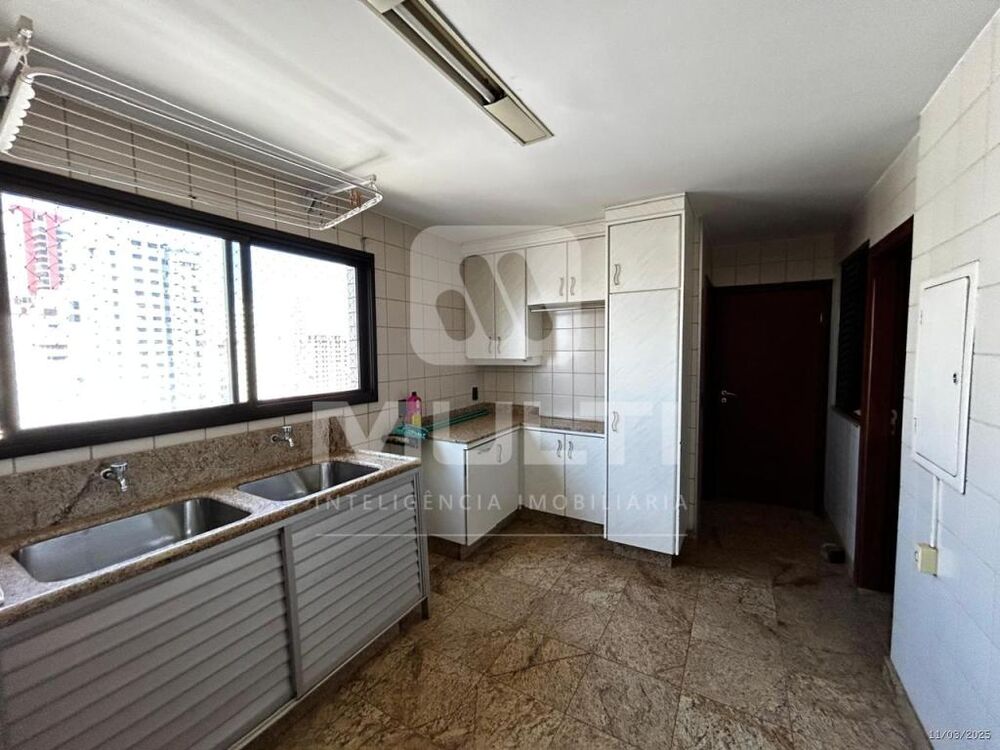 Apartamento, 4 quartos, 218 m² - Foto 11