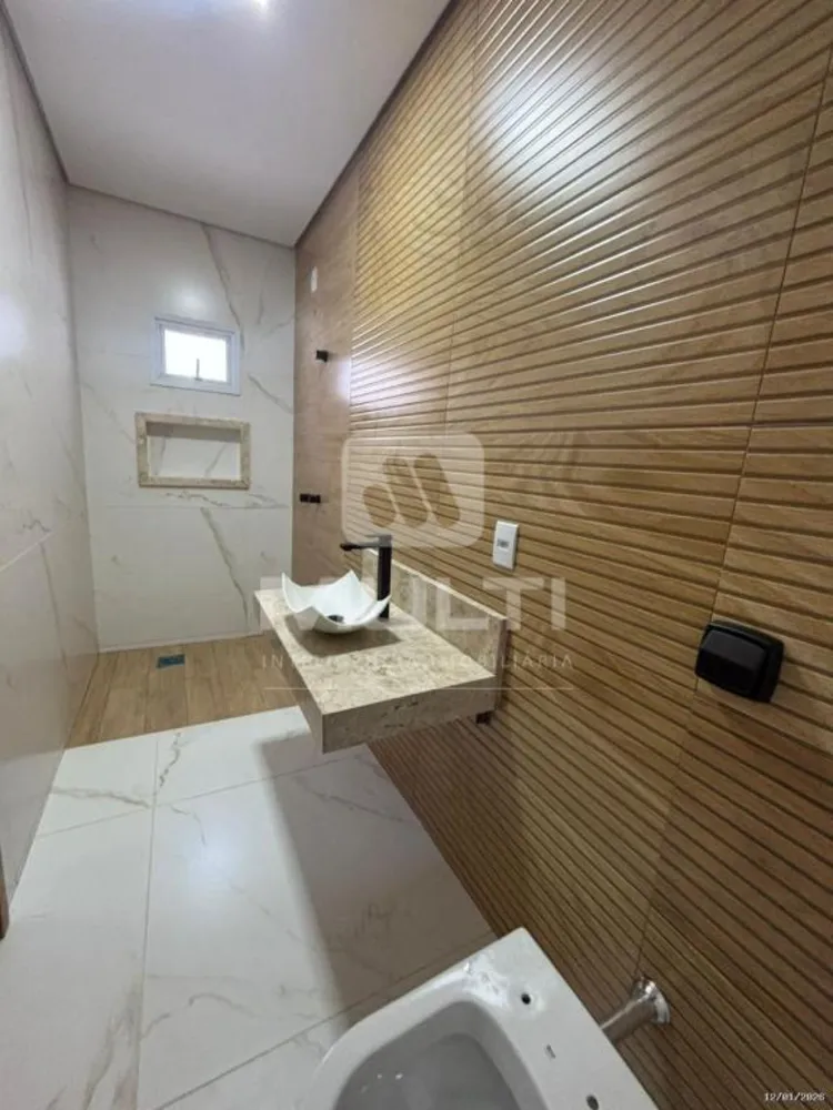 Casa, 3 quartos, 230 m² - Foto 2