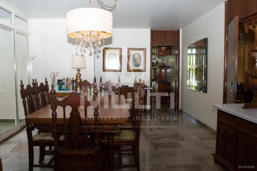 Casa, 4 quartos, 340 m² - Foto 9